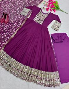 Vestido de Georgette de imitación pesado con trabajo de bordado de secuencia pesada con manga completa con almohadilla adjunta con vestido de fiesta de botones elegantes - Product Image 1