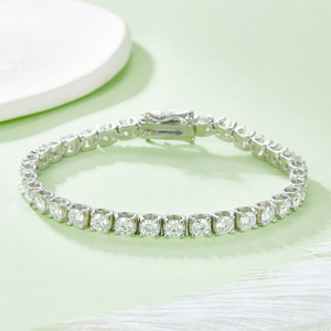 Bracelet tennis en argent sterling 925 avec moissanite, plaqué rhodium, D VVS, taille brillant rond, quatre griffes, luxe unisexe pour mariage - Product Image 2