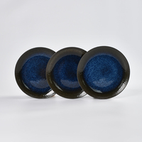 Assiette de table en céramique bleu foncé, design luxueux à glaçure réactive, vente chaude, assiette de table moderne pour restaurant et maison