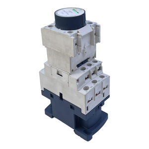 PLC lập trình điều khiển cad32 + ladr0 10A 6KV - Product Image 2