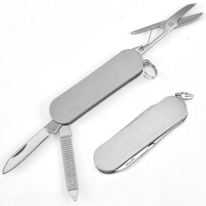 Outil multifonctionnel personnalisé du fabricant, <span class=keywords><strong>petit</strong></span> porte-clés en acier inoxydable, mini <span class=keywords><strong>couteau</strong></span> <span class=keywords><strong>suisse</strong></span> pour cadeaux - Product Image 3