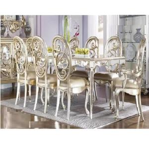 Juego de Comedor Europeo de Lujo en Madera de Teca, Estilo Clásico Moderno Vintage, Acabado Brillante, Tamaño Personalizable, Diseño Duradero - Product Image 1