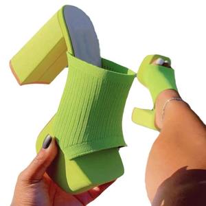 Nuovo arrivo ragazze moda <span class=keywords><strong>donna</strong></span> giallo pantofole alta piattaforma zeppa <span class=keywords><strong>sandali</strong></span> tacco alto quadrato per le signore - Product Image 1