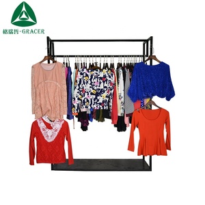 Ropa de Invierno de <span class=keywords><strong>Segunda</strong></span> <span class=keywords><strong>Mano</strong></span> para Mujer, Prendas Usadas de Poliéster/Algodón, Limpieza al 90% - Product Image 2