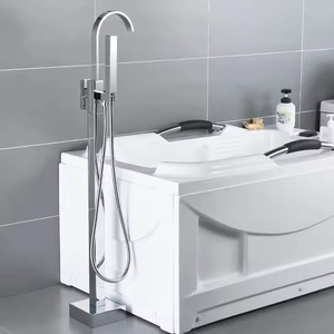 Robinet de baignoire autoportant en laiton massif de luxe avec cascade et <span class=keywords><strong>douchette</strong></span> à main <span class=keywords><strong>pour</strong></span> projets hôteliers - Product Image 6