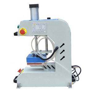 Petite presse à chaud pour transfert de tissu en fer 10x10cm, impression de t-shirts pour enfants, 600W 220V, équipement de repassage pour chemises à col/réglable - Product Image 6