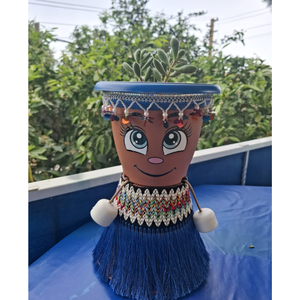 Pot de fleurs décoratif en forme de visage de dessin animé mignon avec jupe à franges bleues et bandeau perlé pour la maison et le bureau - Product Image 2