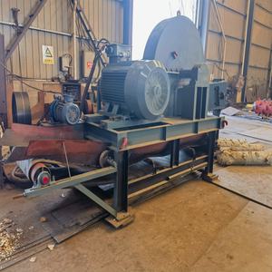 Broyeur à bois à disques, machine à broyer les bûches, usage industriel, capacité de 15 t/h, ouverture de 1700 mm - Product Image 1