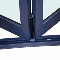 Fenêtres pliantes verticales en alliage d'aluminium au design moderne, résistantes aux ouragans et au vent, pour cuisine et extérieur