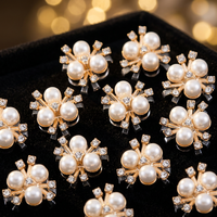 OEM Vente en gros 21mm Perles florales en strass, cristaux brillants, pierres précieuses, pierres à dos plat pour bijoux, artisanat, vêtements, cheveux, bricolage, mariage