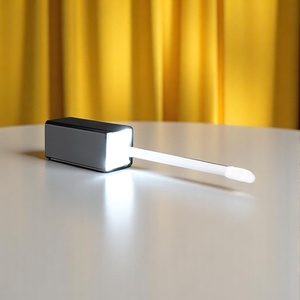 Brillo labial con luz LED, espejo, logo personalizado, de alta calidad e impermeable - Product Image 5