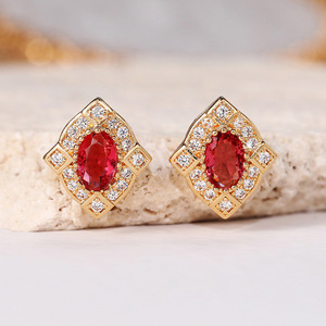 Orecchini vintage in stile palazzo con pietre rosse per donna, eleganti gioielli scintillanti per le orecchie, regalo per occasioni speciali - Product Image 6