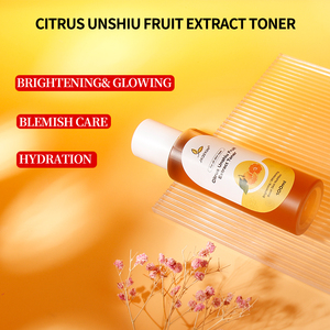 Toner éclaircissant pour le visage de marque privée OEM Peeling rajeunissant pour hommes Extrait de fuit d'agrumes Tonique clarifiant simple - Product Image 3