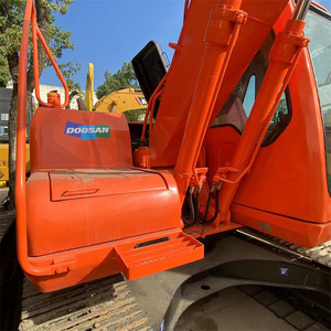 Excavadora Doosan DH150LC-7 Naranja, Maquinaria Pesada de Construcción sobre Orugas, Equipo Usado 14200KG, Componentes Clave Certificados - Product Image 6