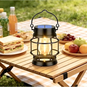 Lámpara Solar Portátil de Hierro Forjado Xinhuiyuan, Lámpara LED para Camping, Iluminación de Emergencia para Exteriores y Tiendas de Campaña - Product Image 1