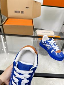 รองเท้าผ้าใบผู้ชายแบรนด์ดีไซเนอร์หรูหรา คุณภาพสูง แฟชั่นทันสมัย สไตล์ยุโรป หนังแท้ สำหรับฤดูใบไม้ผลิ ฤดูร้อน ฤดูใบไม้ร่วง ปี 2025 - Product Image 4