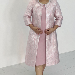 Ensemble de robes de mariée et de costumes pour femmes en tissu brocart, avec design très demandé - Product Image 2