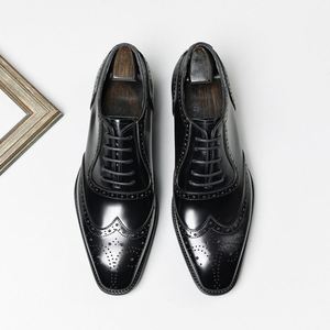 Nouvelles Chaussures Habillées en Cuir Poli pour Hommes, Sur Mesure, Haut de Gamme, Élégantes, à Enfiler, en Cuir de Vachette, à Semelle Épaisse, Polyvalentes pour Tenues Professionnelles Formelles - Product Image 6