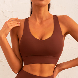Ensemble de sport en 3 parties Leggings et shorts d'entraînement avec soutien-gorge Ensemble de yoga et de gymnastique <span class=keywords><strong>pour</strong></span> femmes Vêtements de <span class=keywords><strong>musculation</strong></span> - Product Image 5