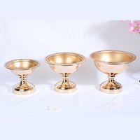 Mini-bols à pieds en laiton pour centres de table de mariage, mini-vases en métal pour arrangements floraux, urnes décoratives
