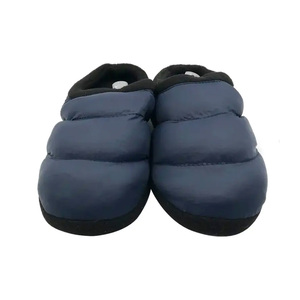 Pantofole per la <span class=keywords><strong>casa</strong></span> per il tempo libero semplici personalizzate <span class=keywords><strong>blu</strong></span> Navy <span class=keywords><strong>da</strong></span> uomo con fodera trapuntata superiore trapuntata - Product Image 3