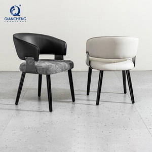 QIANCHENG Forniture Cinesi: Sedia <span class=keywords><strong>in</strong></span> Pelle <span class=keywords><strong>per</strong></span> Soggiorno, Arredamento di Lusso Unico, Sedia da Pranzo con Gambe <span class=keywords><strong>in</strong></span> <span class=keywords><strong>Metallo</strong></span> Verniciato - Product Image 2