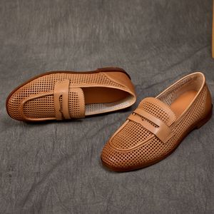 Mocassins plats pour femmes en cuir de vachette véritable, ajourés et tressés, à enfiler, respirants, design personnalisable - Product Image 4