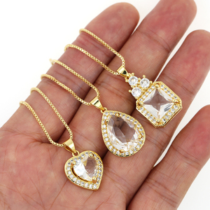 Collana con Ciondolo a Cuore Delicato Placcato Oro 18K, Catena con Perline e Zirconi Multicolore, Gioielli alla Moda per Donne e Ragazze - Product Image 2