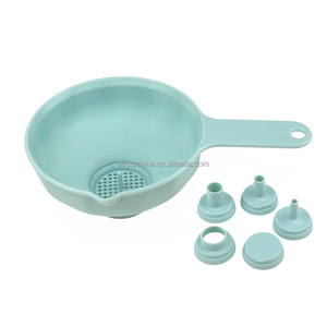 Plástico boca larga cozinha funis com destacável 4 tamanhos diferentes bico e coador - Product Image 1