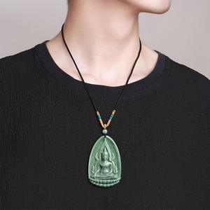 Colgante de Jadeíta Natural Chinnaraj con Buda, Diseño Original Verde Guisante, Tailandia, Sudeste Asiático, UNISEX FG50 - Product Image 4