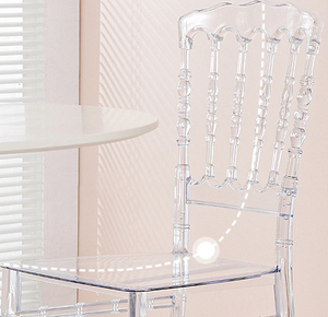 Chaises Chivari modernes en acrylique pour réceptions <span class=keywords><strong>de</strong></span> mariage, utilisation en extérieur ou dans un salon, design minimaliste, mobilier <span class=keywords><strong>de</strong></span> <span class=keywords><strong>salle</strong></span> à manger commercial - Product Image 4