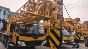 Original Factory Sale 75 Tons 5-axle Lifting Machinery All Terrain Crane QY75KC with 262.5m Fully-extended <b>Boom</b> - Product Image 3
