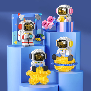 2204-2207 Astronaut Cartoon Figurine Building <strong>Block</strong> Series DIY Puzzle Toy for Ages 8+ Creative Gift Ornaments - Product Image 5