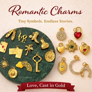 Charme romantique doré |   Pendentif LOVE en acier inoxydable plaqué or 18 carats PVD pour <span class=keywords><strong>la</strong></span> fabrication de bijoux, imperméable, hypoallergénique et durable - Product Image 1