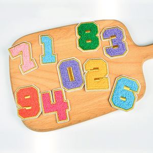 Nouvelle Patch Numérique en Chenille Dorée Exquise à Thermocoller pour la Décoration de Vêtements et Sacs - Product Image 3