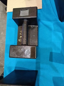 Peso in Ghisa Tipo Serratura M1 10kg Marca Keda, Rivestimento Anticorrosione, Precisione 0,1kg per Test con Bilancia a Piattaforma - Product Image 4