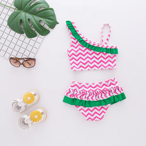 <span class=keywords><strong>Maillot</strong></span> <span class=keywords><strong>de</strong></span> <span class=keywords><strong>bain</strong></span> <span class=keywords><strong>2</strong></span> <span class=keywords><strong>pièces</strong></span> fendu en dentelle verte pour <span class=keywords><strong>fille</strong></span> avec motif rayé pour les sources chaudes et les vacances - Product Image 4