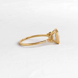 9K 18K IGI GRC認定 ベストセラー 3カラット エメラルドカット フィルド ラボグロウンダイヤモンド、ホワイトDカラー、ラグジュアリーウェディングリング CVD HPHT - Product Image 3