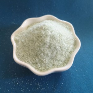 98% min Granules <span class=keywords><strong>de</strong></span> <span class=keywords><strong>sulfate</strong></span> ferreux Vente d'usine Séché FeSO4 7H2O <span class=keywords><strong>Sulfate</strong></span> ferreux <span class=keywords><strong>heptahydraté</strong></span> - Product Image 4