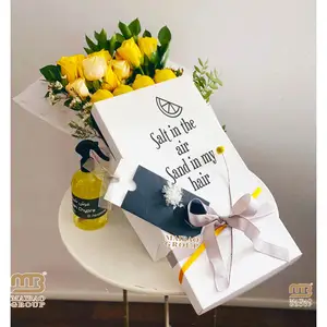 Scatola di cartone con Logo personalizzato con disposizione di Rose manico di apertura in carta matrimonio ti amo scatola di fiori, scatole floreali con composizioni di Rose