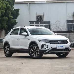<span class=keywords><strong>Volkswagen</strong></span> T-Roc Usado, <span class=keywords><strong>SUV</strong></span> de 5 Plazas con <span class=keywords><strong>0</strong></span> <span class=keywords><strong>Km</strong></span> en el Cuentakilómetros - Modelo <span class=keywords><strong>SUV</strong></span> de Clase Económica - Product Image 2