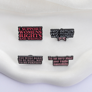 Je ne suis pas désolé pour votre masculinité fragile Épingles en émail Citation du féminisme Je soutiens les droits et les torts des femmes Badge Bijoux Cadeaux - Product Image 3