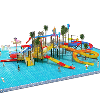 Aqua Park avec une zone dédiée aux tout-petits pour un jeu sûr et contrôlé