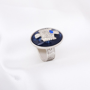 Anillo de Cóctel Estilo Diario de Vampiro Gótico, Esmalte Azul, Patrón Tallado, Joyería de Moda Unisex, Regalo - Product Image 2