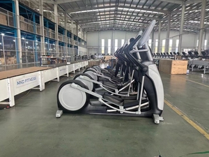 Équipement d'exercice de <span class=keywords><strong>luxe</strong></span> Machine de fitness Équipement cardio Cross Trainer <span class=keywords><strong>Elliptique</strong></span> commercial avec glissière - Product Image 5