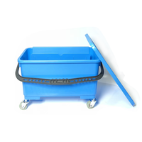 EcoClean Serpillère à raclette professionnelle robuste 25L personnalisée pour vitres, seau rectangulaire mobile avec roues et grille pour le nettoyage de l'eau