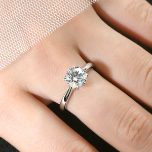 Anillos de Pareja a Juego con Moissanita VVS GRA de Corte Redondo de 2ct, Apilables, de Cobre Puro con Baño de Oro de 14K, Joyería para Mujer - Product Image 3