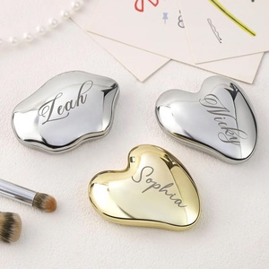 Promozionale in lega di metallo cuore semplice trucco specchio argenteo con logo personalizzato inciso al Laser - Product Image 3