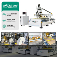 Machine de fraisage CNC multifonctionnelle 1300*2800mm pour le bois avec table de travail sous vide et rouleau pneumatique à double tige pour fixation de plaques