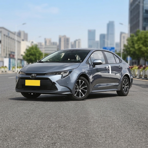 2020 pour Toyota Yaris L1.5L Mini-voiture d'occasion Transmission automatique 100 unités disponibles Intérieur foncé Moteur turbo - Product Image 3